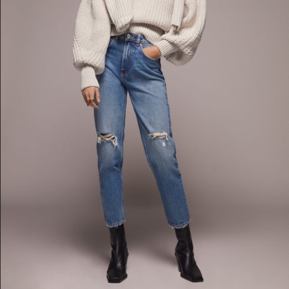 ZARA MOM JEANS